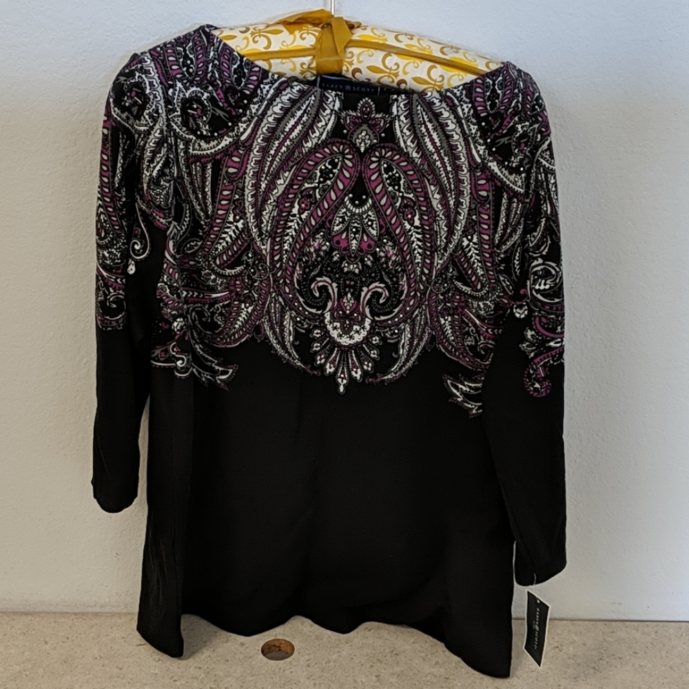 Karen Scott top